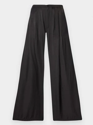 Spodnie materiałowe Gina Tricot