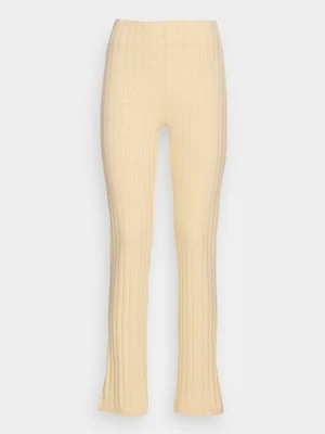 Spodnie materiałowe Gina Tricot Petite