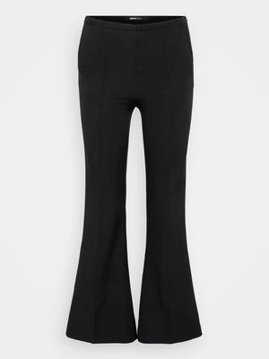 Spodnie materiałowe Gina Tricot Petite