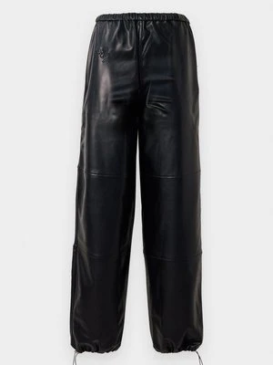 Spodnie materiałowe HUGO