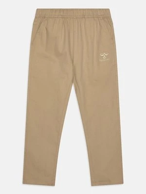 Spodnie materiałowe Hummel