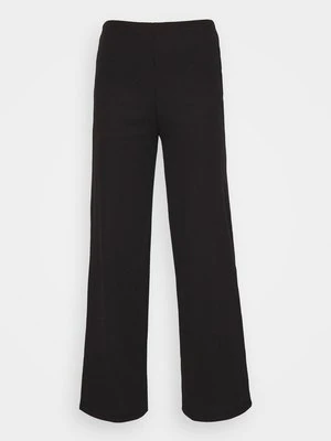 Spodnie materiałowe In The Style