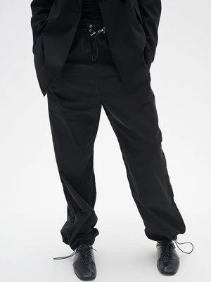 Spodnie materiałowe InWear