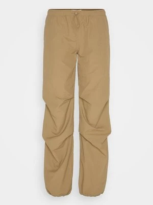 Spodnie materiałowe JDY