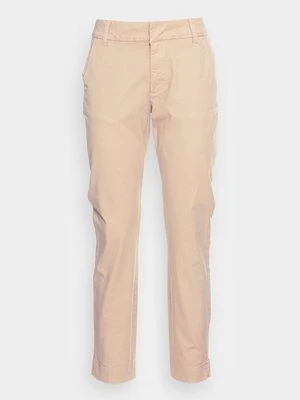 Spodnie materiałowe Kaffe