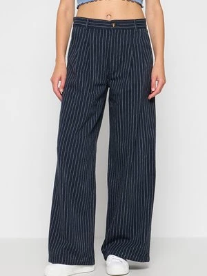 Spodnie materiałowe Levi's®