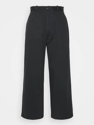 Spodnie materiałowe Levi's czarny