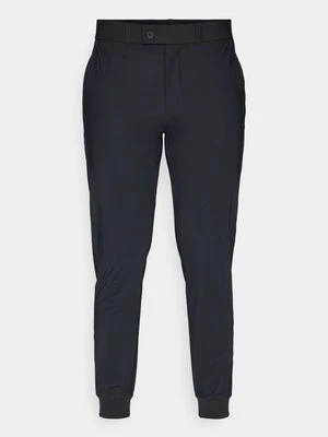 Spodnie materiałowe Lyle & Scott