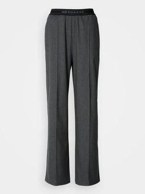 Spodnie materiałowe Mads Nørgaard