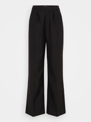 Zdjęcie produktu Spodnie materiałowe Malina