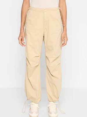 Spodnie materiałowe Mango