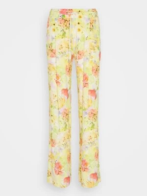 Spodnie materiałowe Marc Cain