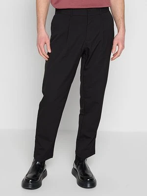 Spodnie materiałowe Matinique