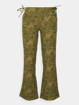 Spodnie materiałowe Milk It