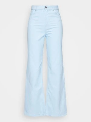 Spodnie materiałowe Monki