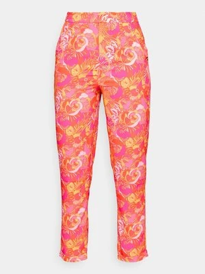 Spodnie materiałowe Never Fully Dressed