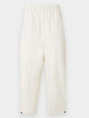 Spodnie materiałowe New Balance