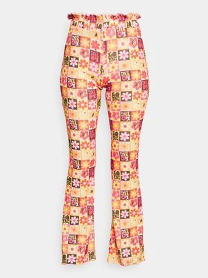 Spodnie materiałowe New Girl Order