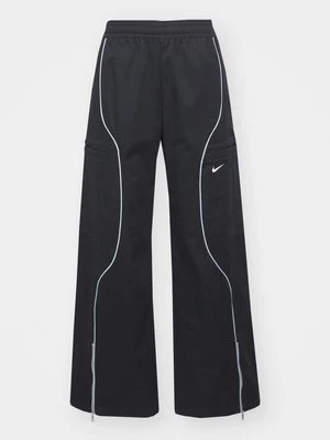 Spodnie materiałowe Nike Sportswear
