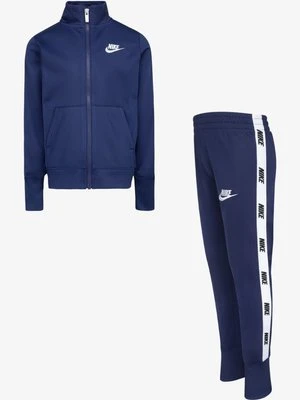 Spodnie materiałowe Nike Sportswear