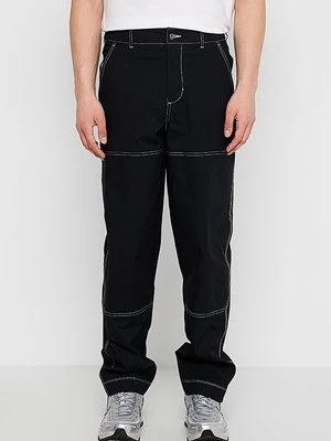 Spodnie materiałowe Nike Sportswear