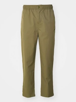 Spodnie materiałowe Nike Sportswear