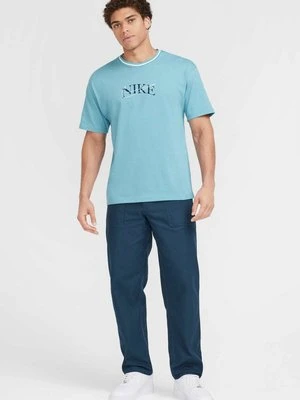 Spodnie materiałowe Nike Sportswear