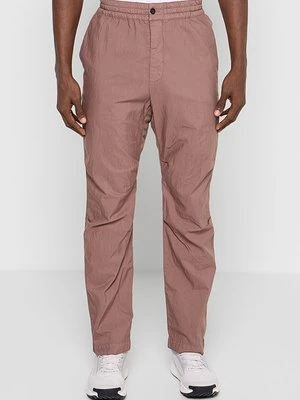 Spodnie materiałowe Nike Sportswear