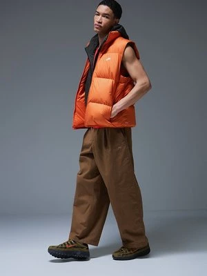 Spodnie materiałowe Nike Sportswear