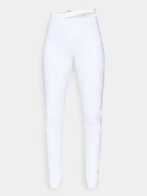 Spodnie materiałowe Nike Sportswear