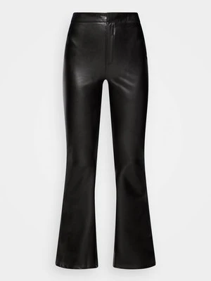 Spodnie materiałowe Nly by Nelly