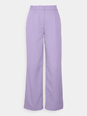 Spodnie materiałowe Noisy May Petite