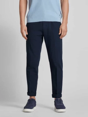 Spodnie materiałowe o kroju regular fit z fakturowanym wzorem model ‘HARLEM’ Tommy Hilfiger
