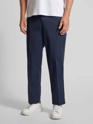 Spodnie materiałowe o kroju regular fit z zakładkami w pasie model ‘Writer’ Forét