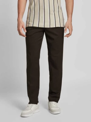 Spodnie materiałowe o kroju tapered fit z zakładkami w pasie model ‘LEROY’ Selected Homme