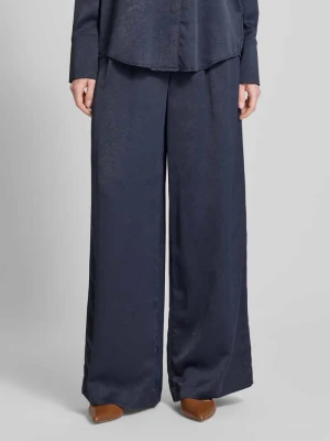 Spodnie materiałowe o kroju wide fit z fakturowanym wzorem Christian Berg Cocktail