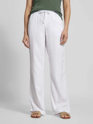 Spodnie materiałowe o rozkloszowanym kroju z wpuszczanymi kieszeniami model ‘Style. Maine’ BRAX