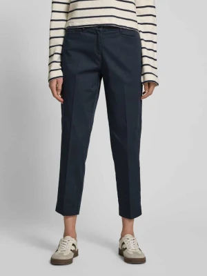 Spodnie materiałowe o skrócony kroju regular fit model ‘STYLE.MARA’ BRAX