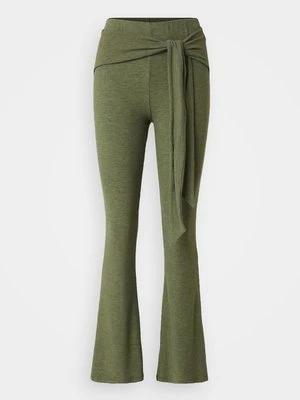 Spodnie materiałowe Only