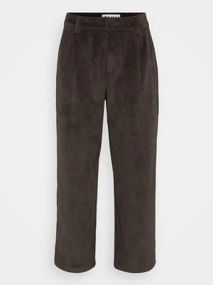 Spodnie materiałowe Only Petite