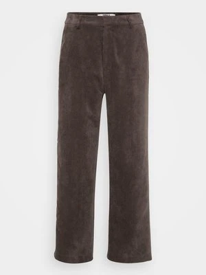 Spodnie materiałowe Only Petite