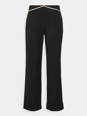 Spodnie materiałowe Only Petite