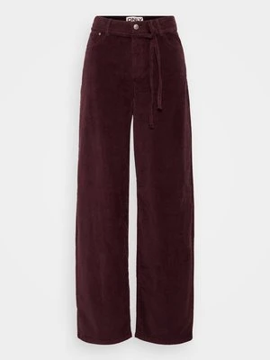 Spodnie materiałowe Only Tall