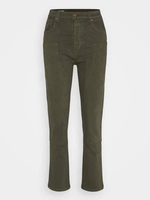 Spodnie materiałowe Pepe Jeans