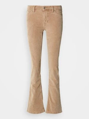 Spodnie materiałowe Pepe Jeans