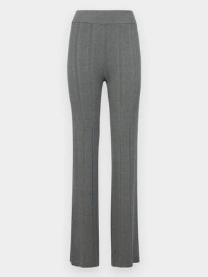 Spodnie materiałowe REMAIN