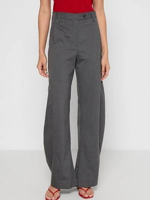 Spodnie materiałowe REMAIN