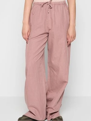 Spodnie materiałowe Replay