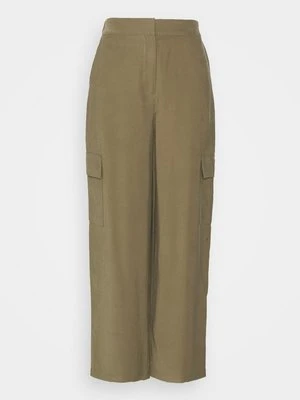 Spodnie materiałowe Selected Femme