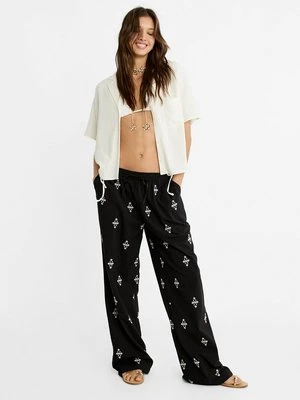 Spodnie materiałowe Stradivarius